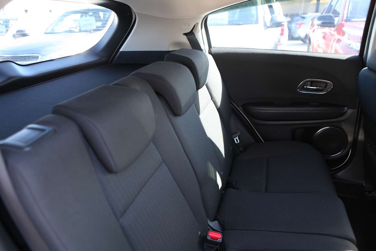 2015 Honda HR-V VTi-S