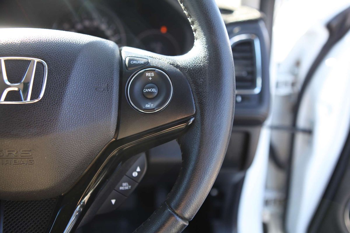 2015 Honda HR-V VTi-S