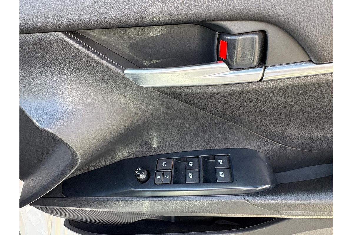 2020 Toyota Camry Ascent AXVH71R