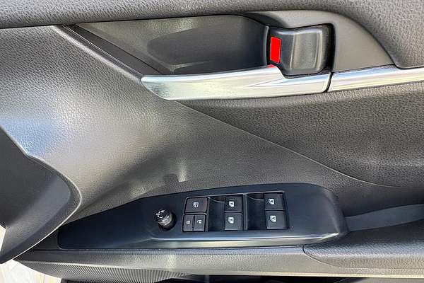 2020 Toyota Camry Ascent AXVH71R