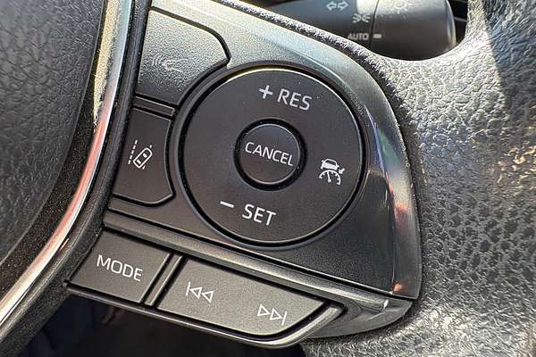 2020 Toyota Camry Ascent AXVH71R