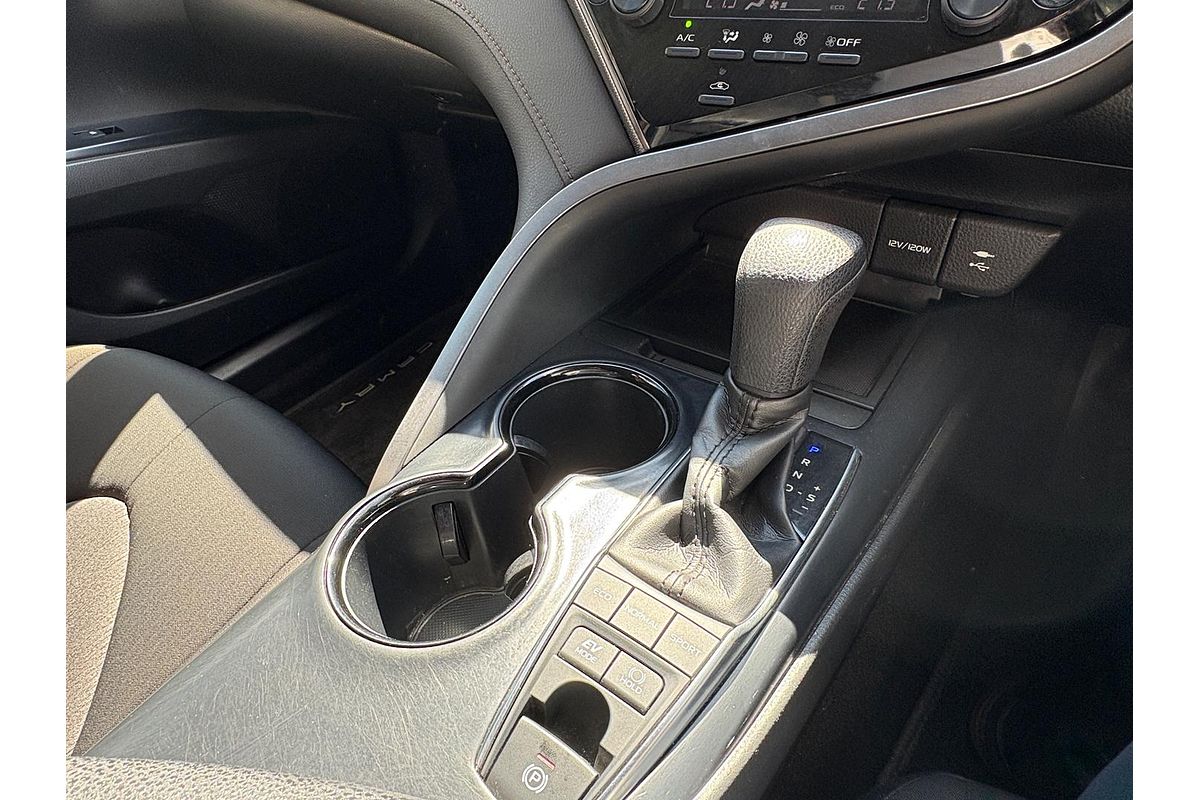 2020 Toyota Camry Ascent AXVH71R