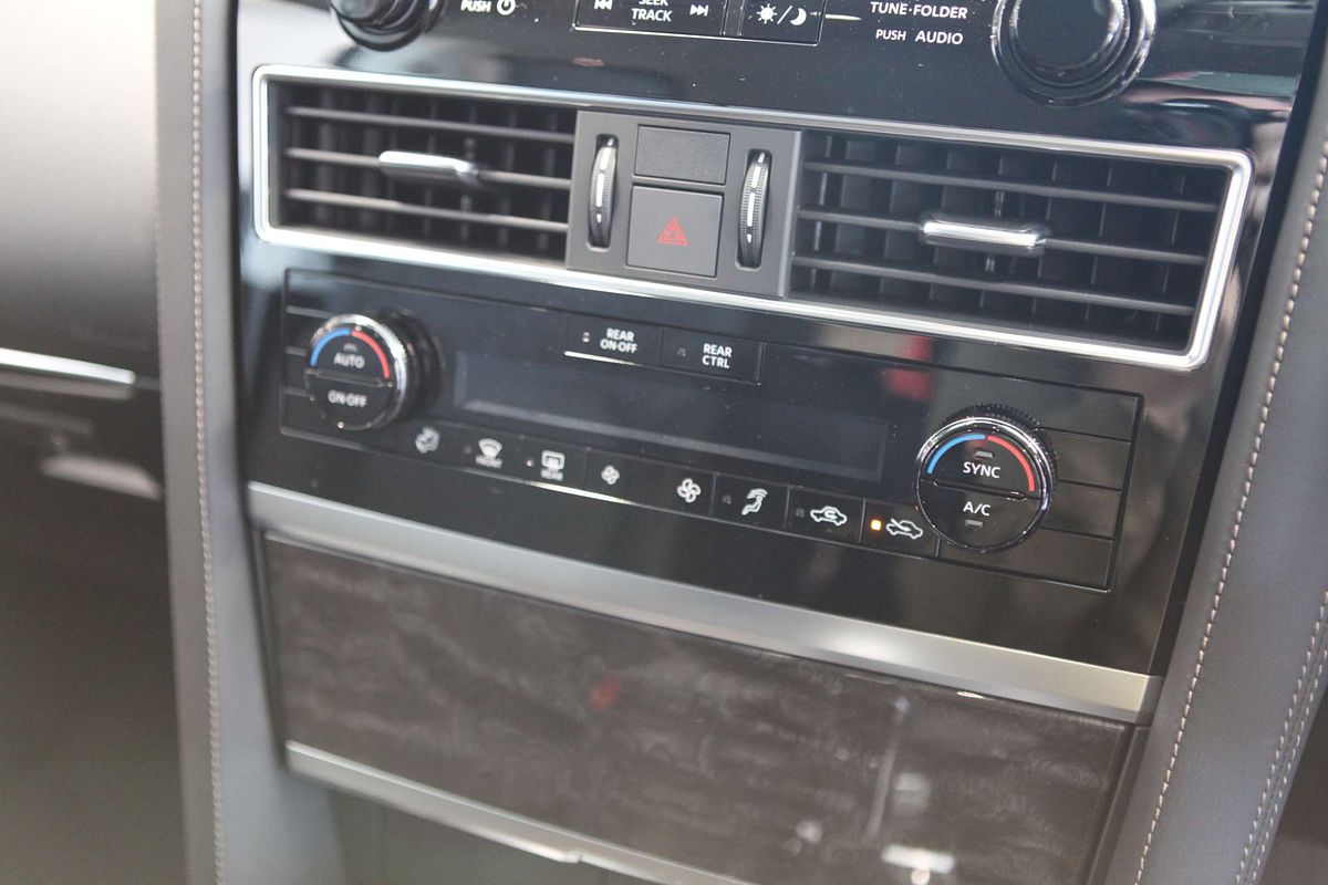 2025 Nissan Patrol Ti Y62