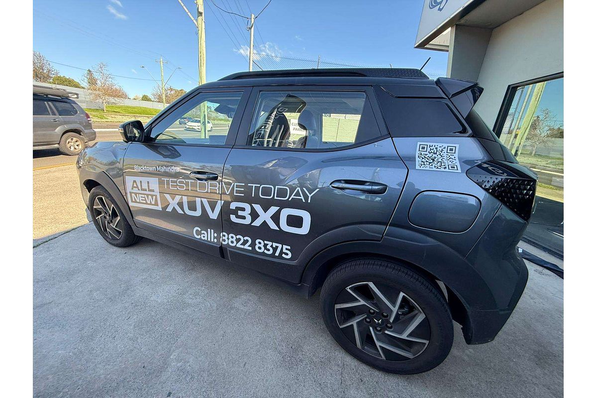 2025 Mahindra XUV3XO AX7L
