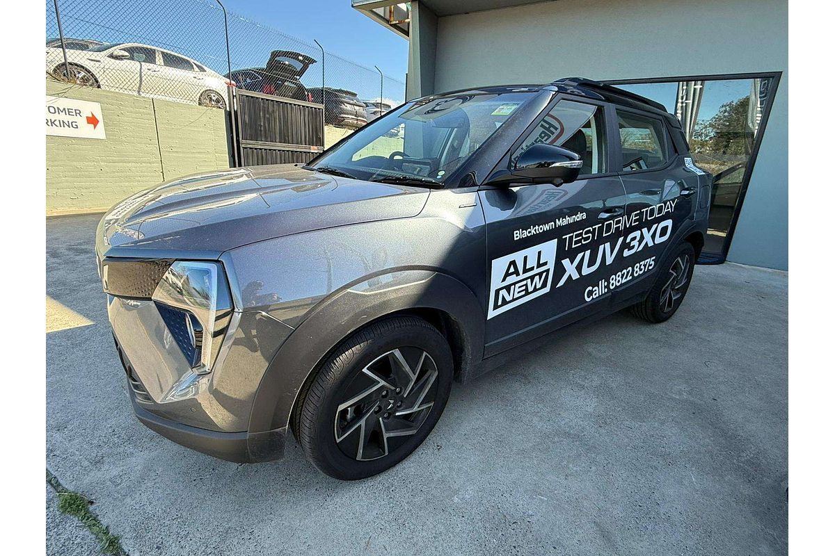 2025 Mahindra XUV3XO AX7L