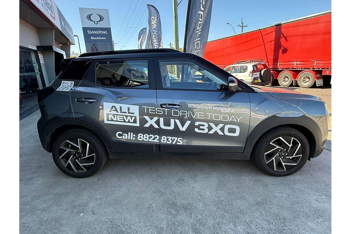 2025 Mahindra XUV3XO AX7L