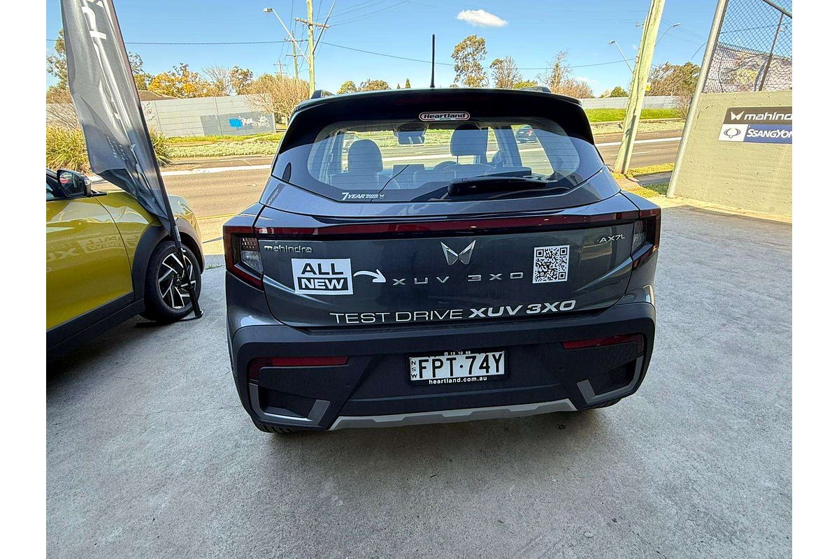 2025 Mahindra XUV3XO AX7L