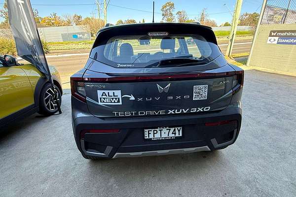 2025 Mahindra XUV3XO AX7L