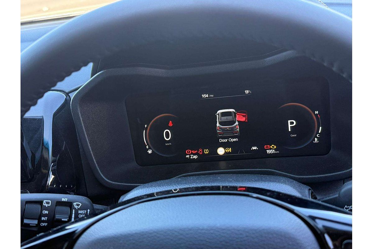 2025 Mahindra XUV3XO AX7L