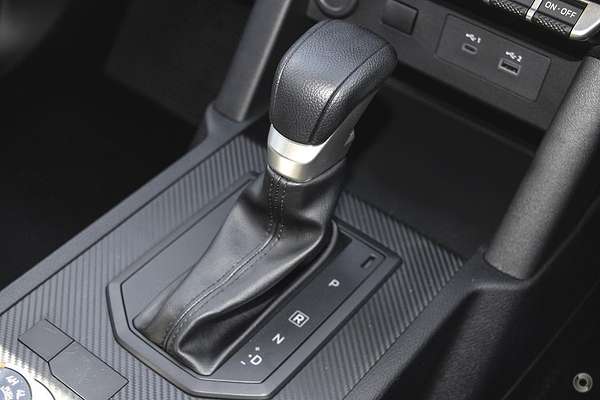 2025 Mitsubishi Triton GLX MV 4X4