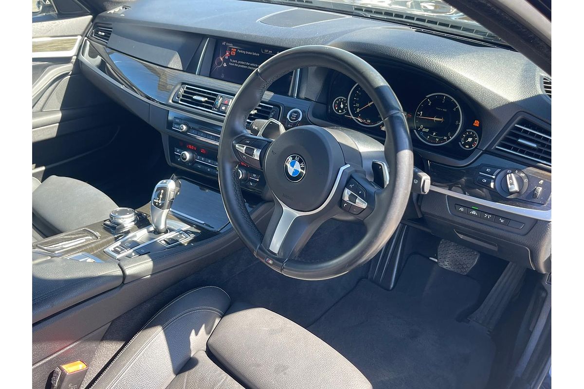 2017 BMW 5 Series 520d M Sport G30