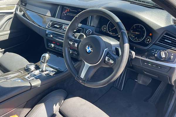 2017 BMW 5 Series 520d M Sport G30