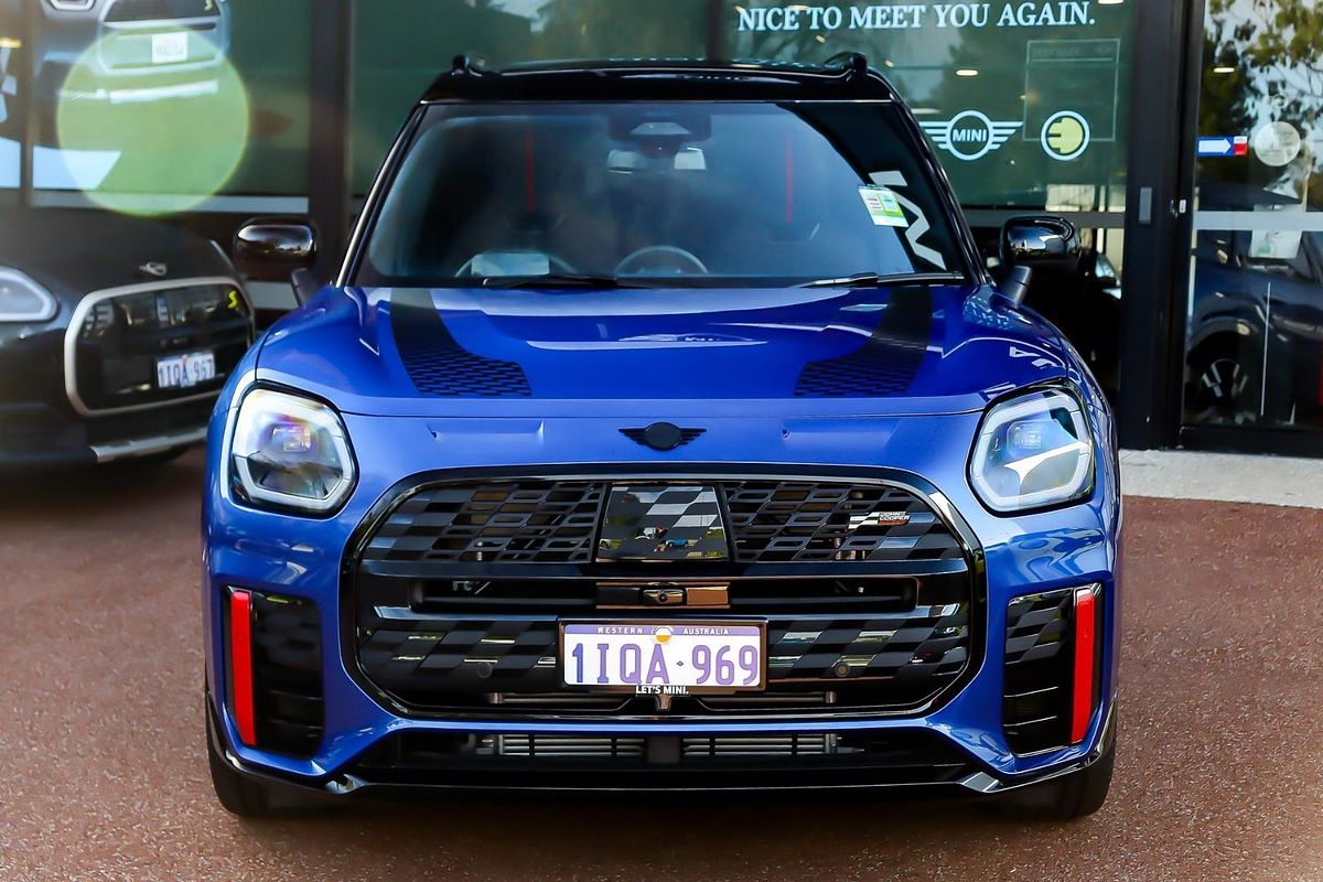 2025 MINI Countryman JCW Favoured U25