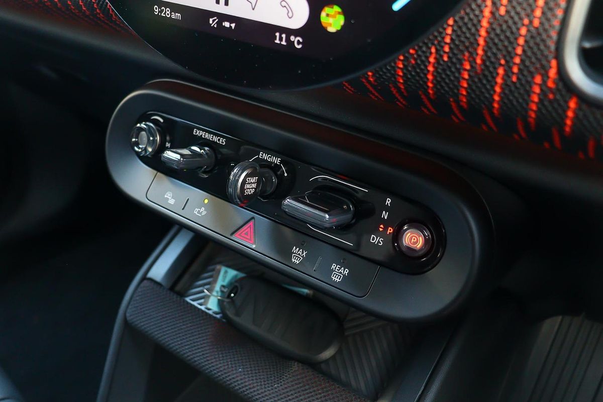 2025 MINI Countryman JCW Favoured U25