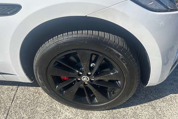 2023 Jaguar F-PACE 400 Sport X761