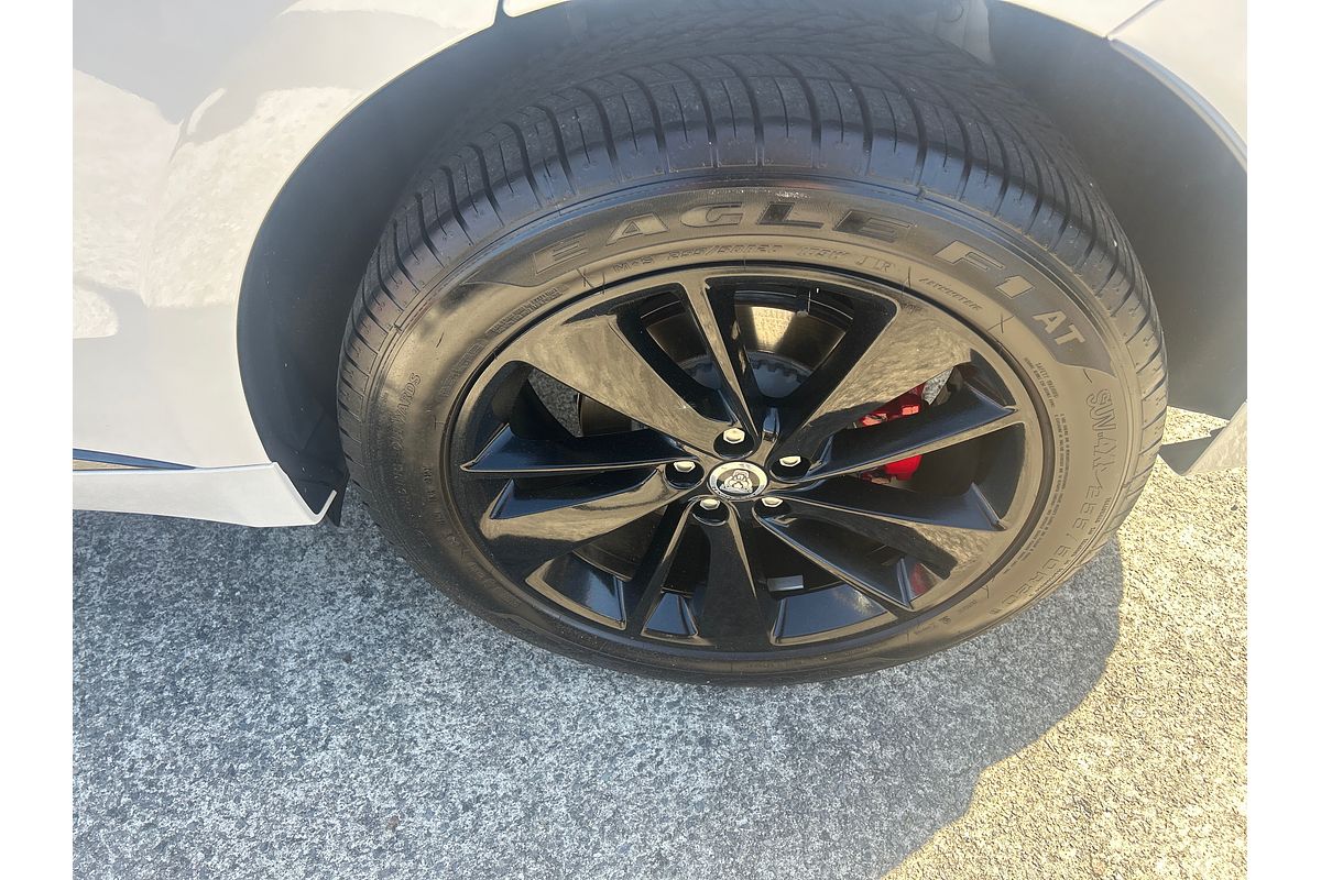 2023 Jaguar F-PACE 400 Sport X761