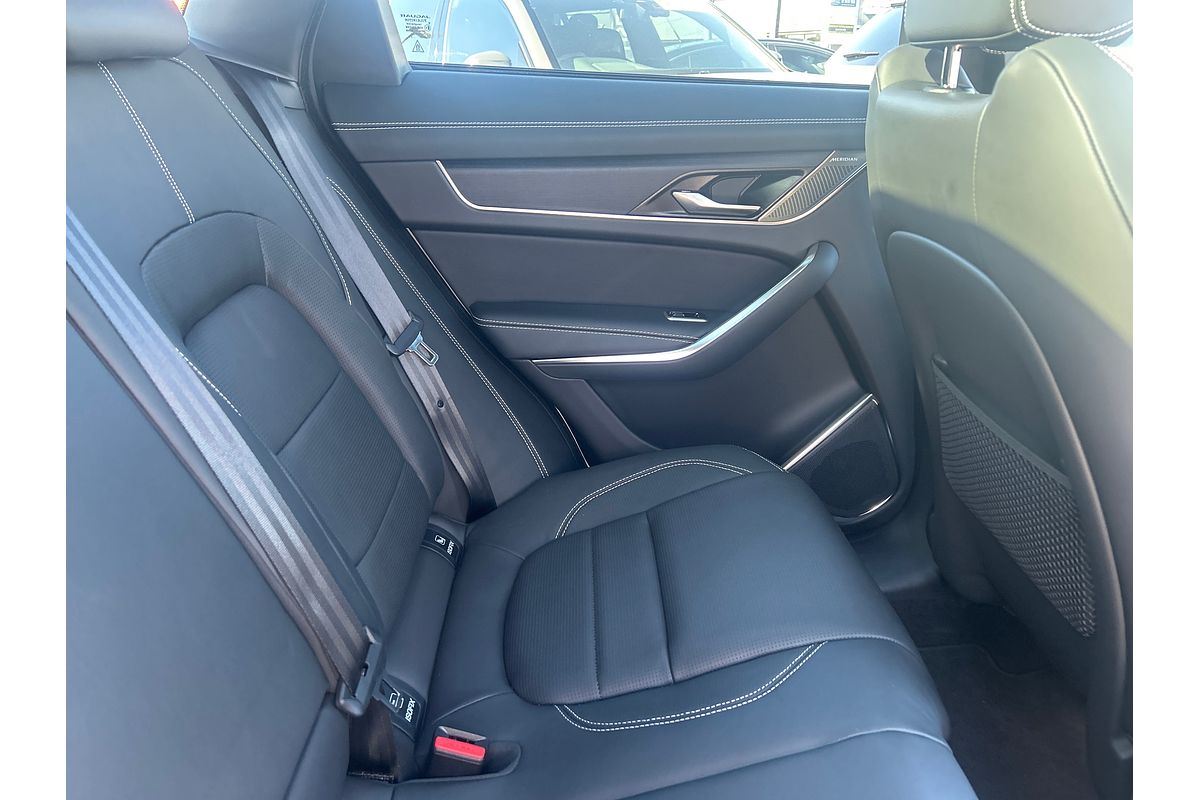 2023 Jaguar F-PACE 400 Sport X761