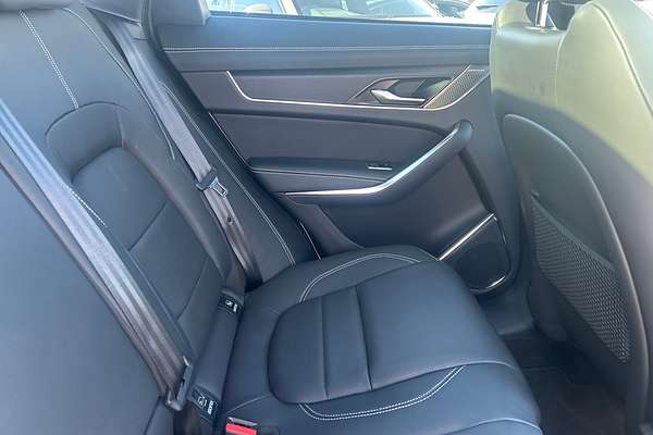 2023 Jaguar F-PACE 400 Sport X761