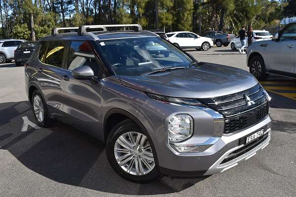 2022 Mitsubishi Outlander LS ZM