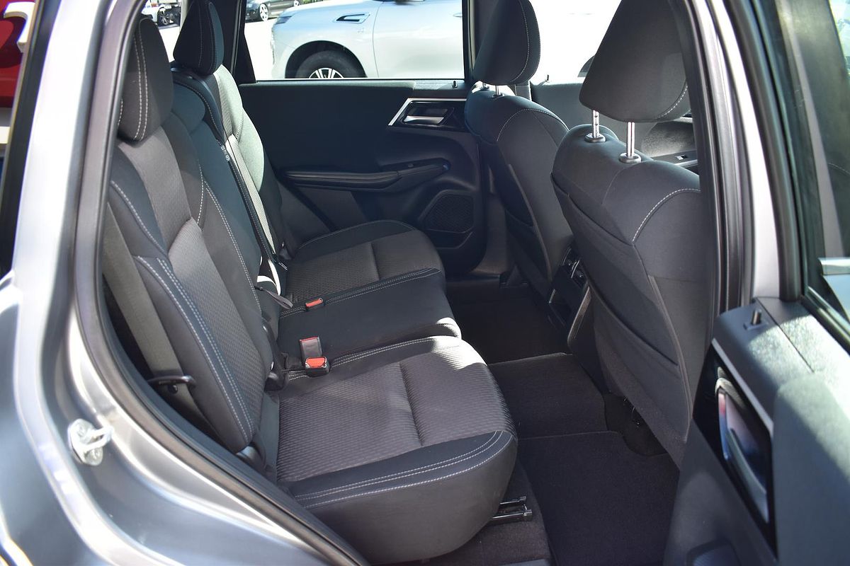2022 Mitsubishi Outlander LS ZM