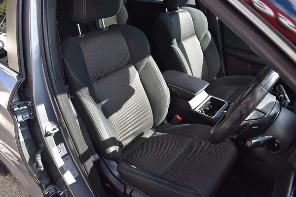 2022 Mitsubishi Outlander LS ZM