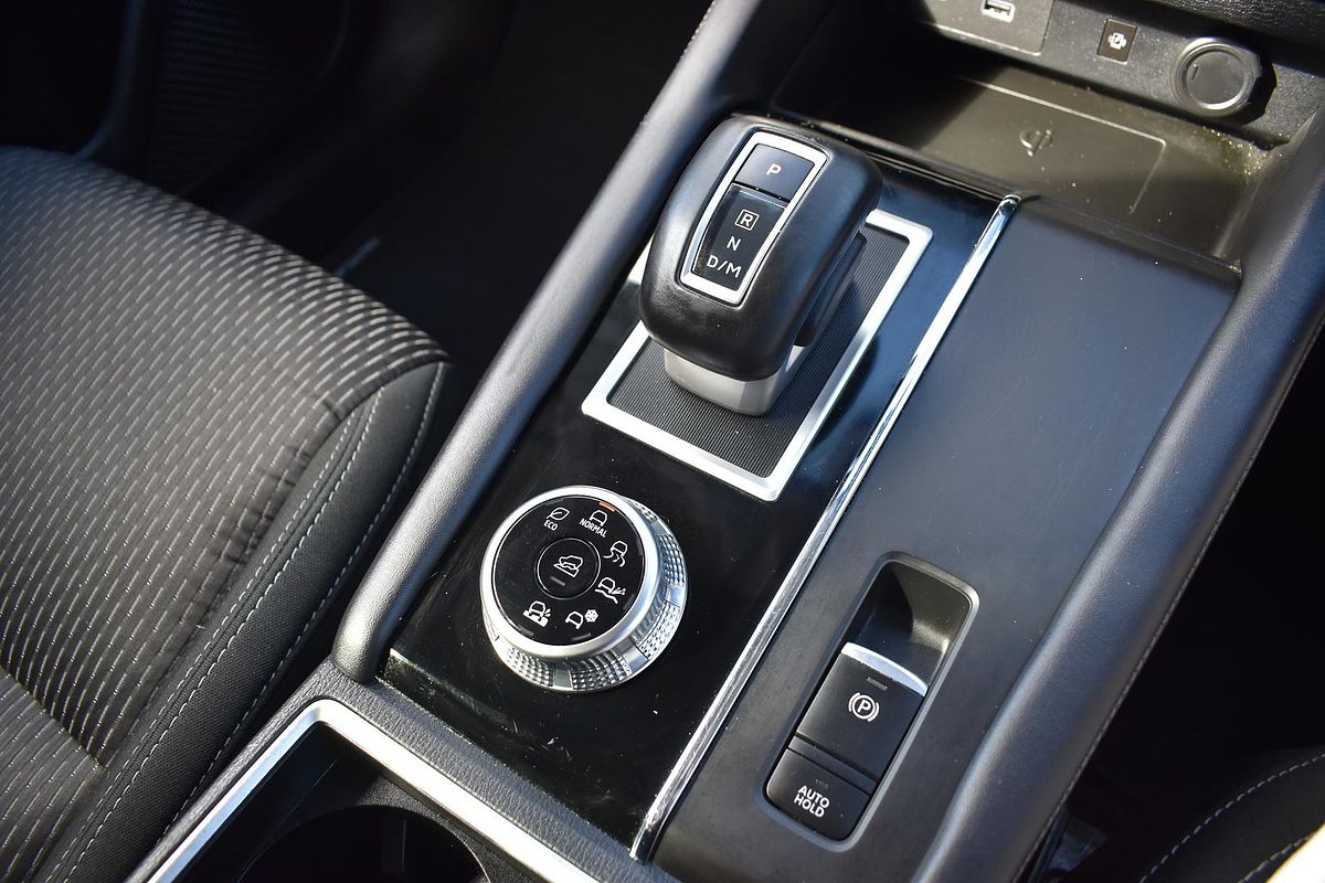 2022 Mitsubishi Outlander LS ZM