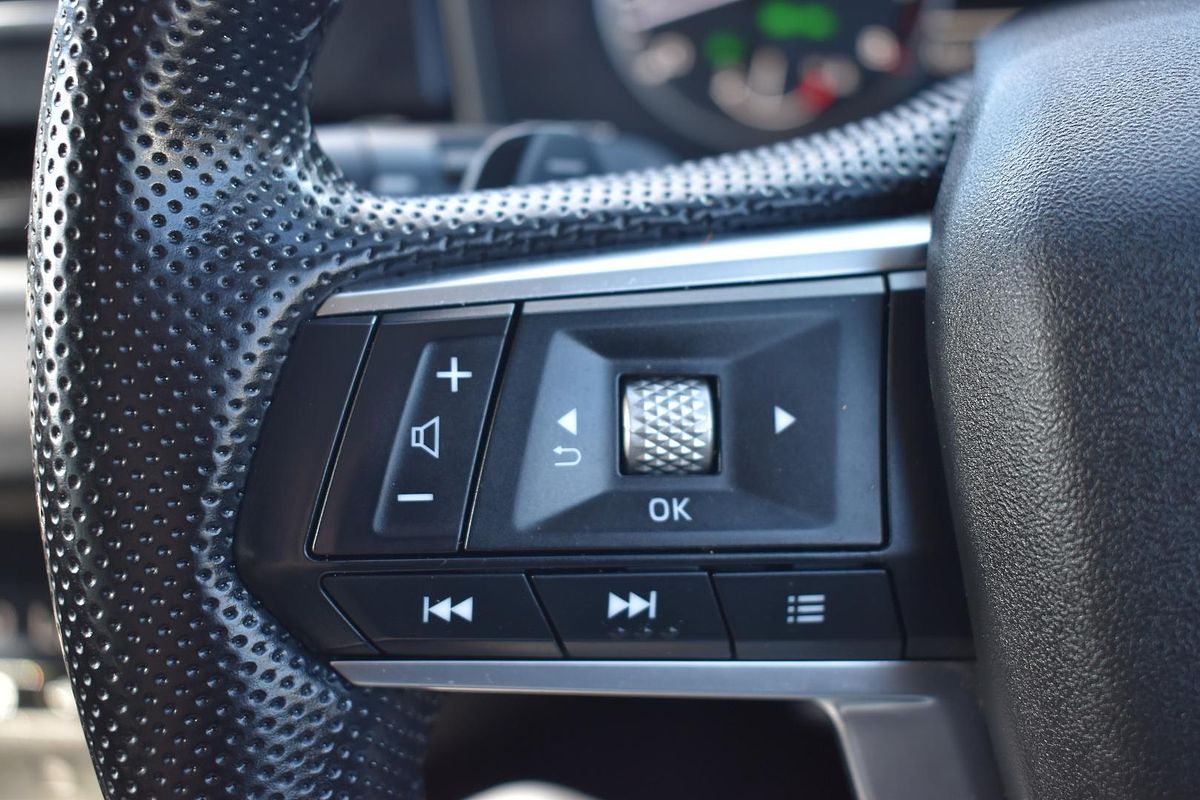 2022 Mitsubishi Outlander LS ZM
