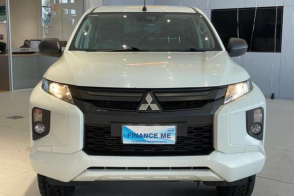 2022 Mitsubishi Triton GLX+ MR 4X4