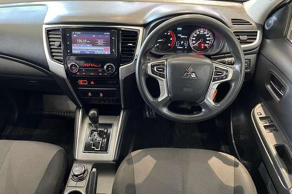 2022 Mitsubishi Triton GLX+ MR 4X4