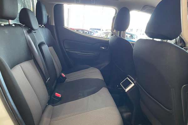 2022 Mitsubishi Triton GLX+ MR 4X4