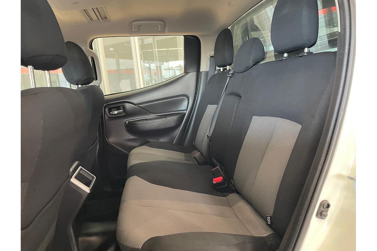 2022 Mitsubishi Triton GLX+ MR 4X4