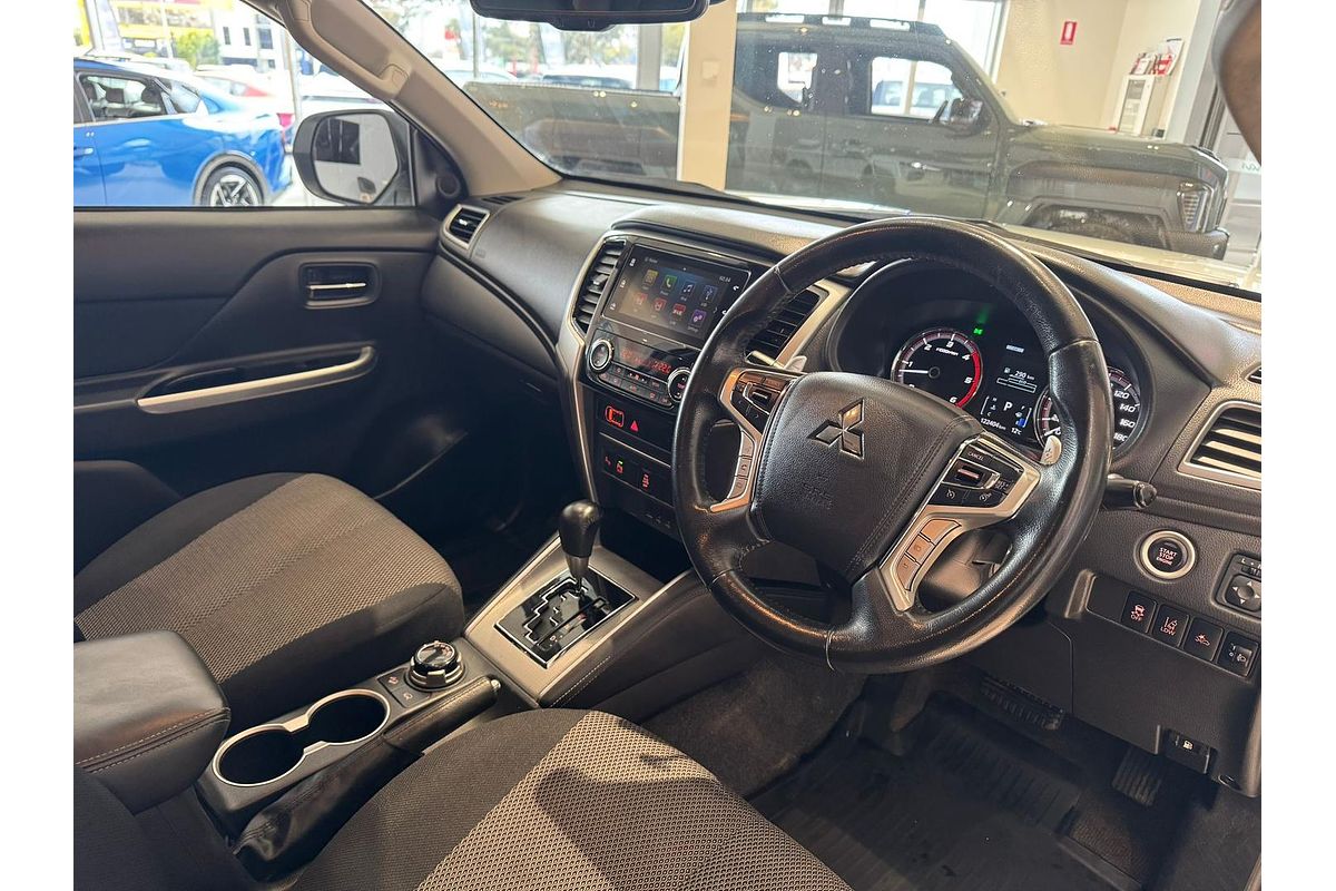 2021 Mitsubishi Triton GLS MR 4X4