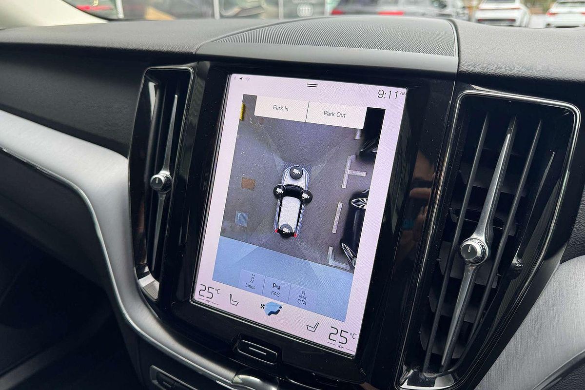 2020 Volvo XC60 T5 Momentum