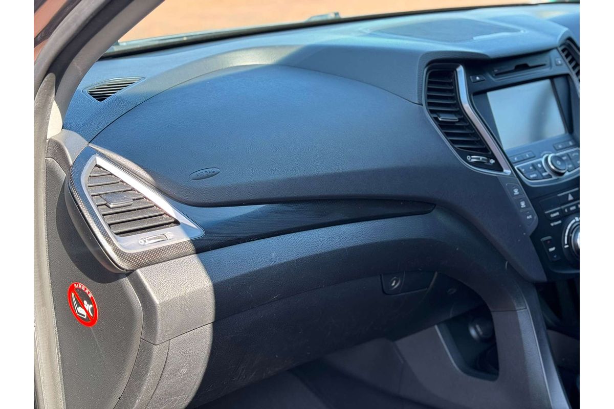 2013 Hyundai Santa Fe Highlander DM