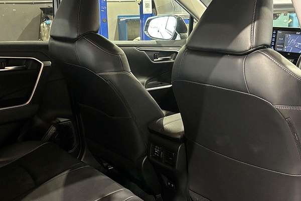 2020 Toyota RAV4 Cruiser AXAH52R