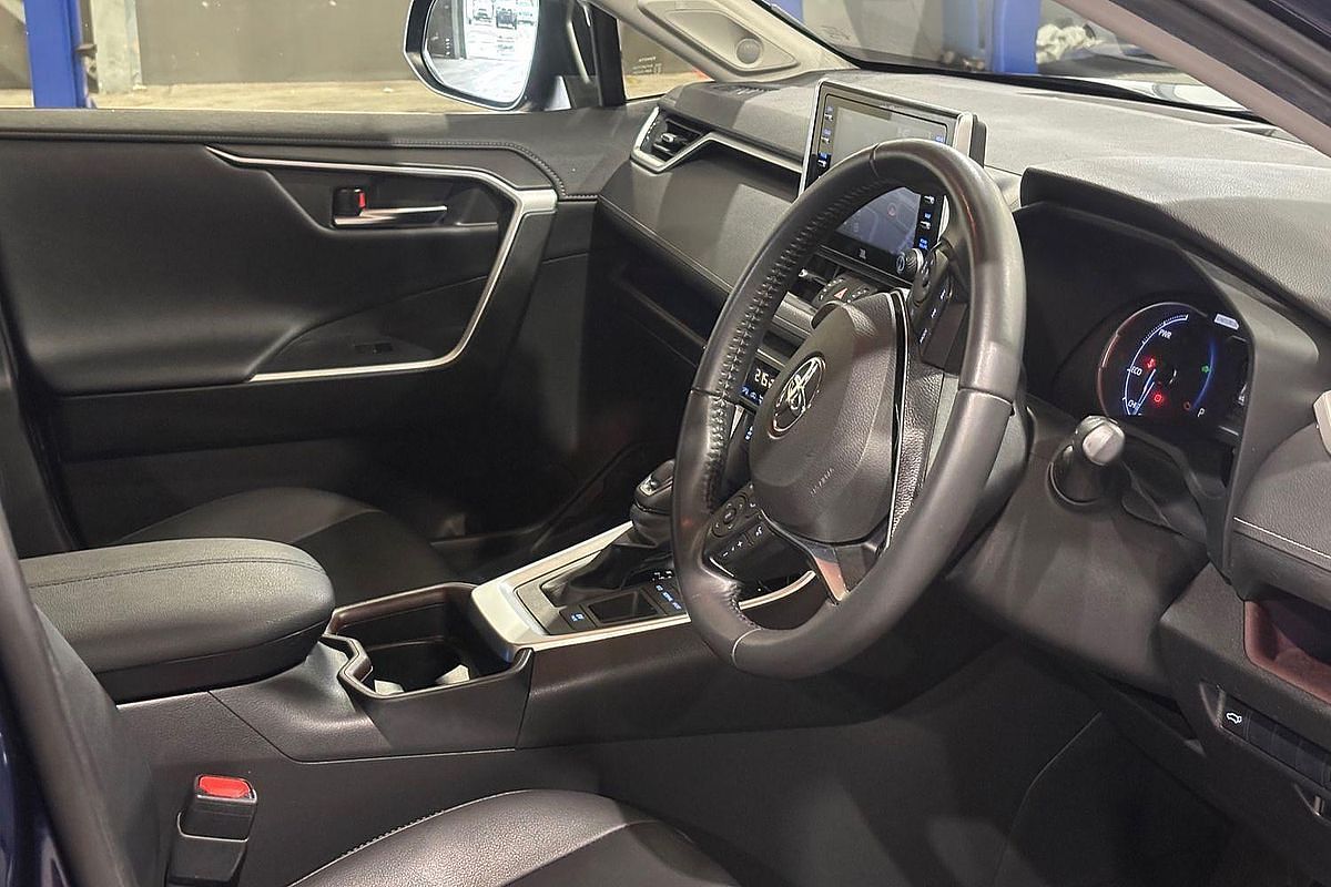 2020 Toyota RAV4 Cruiser AXAH52R