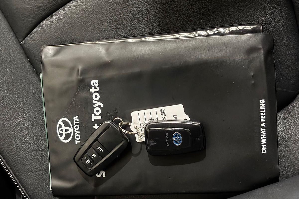 2020 Toyota RAV4 Cruiser AXAH52R