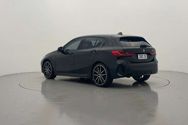 2021 BMW 1 18i M SPORT F40