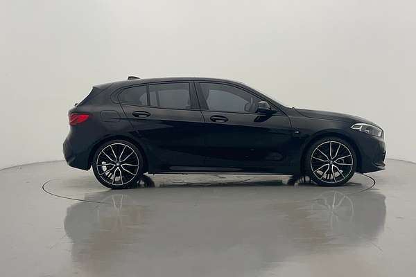 2021 BMW 1 18i M SPORT F40