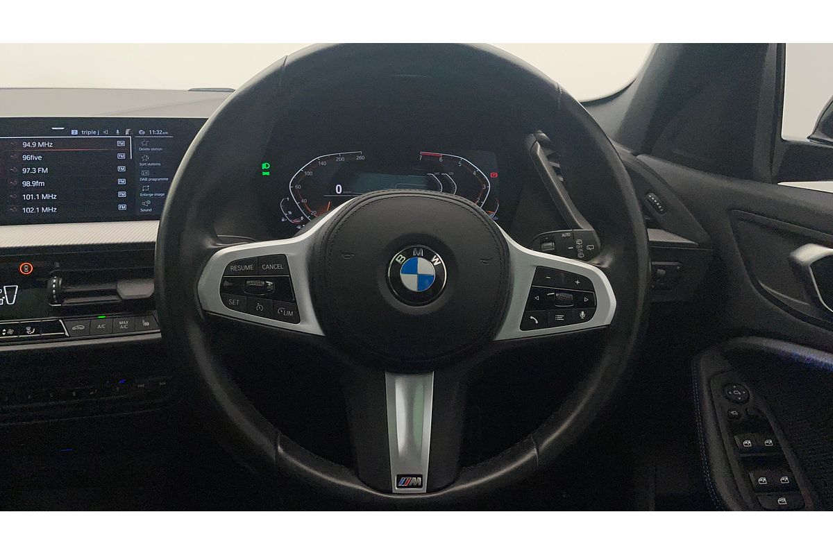 2021 BMW 1 18i M SPORT F40