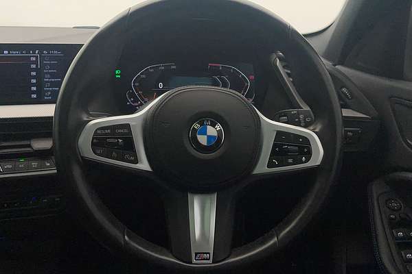 2021 BMW 1 18i M SPORT F40