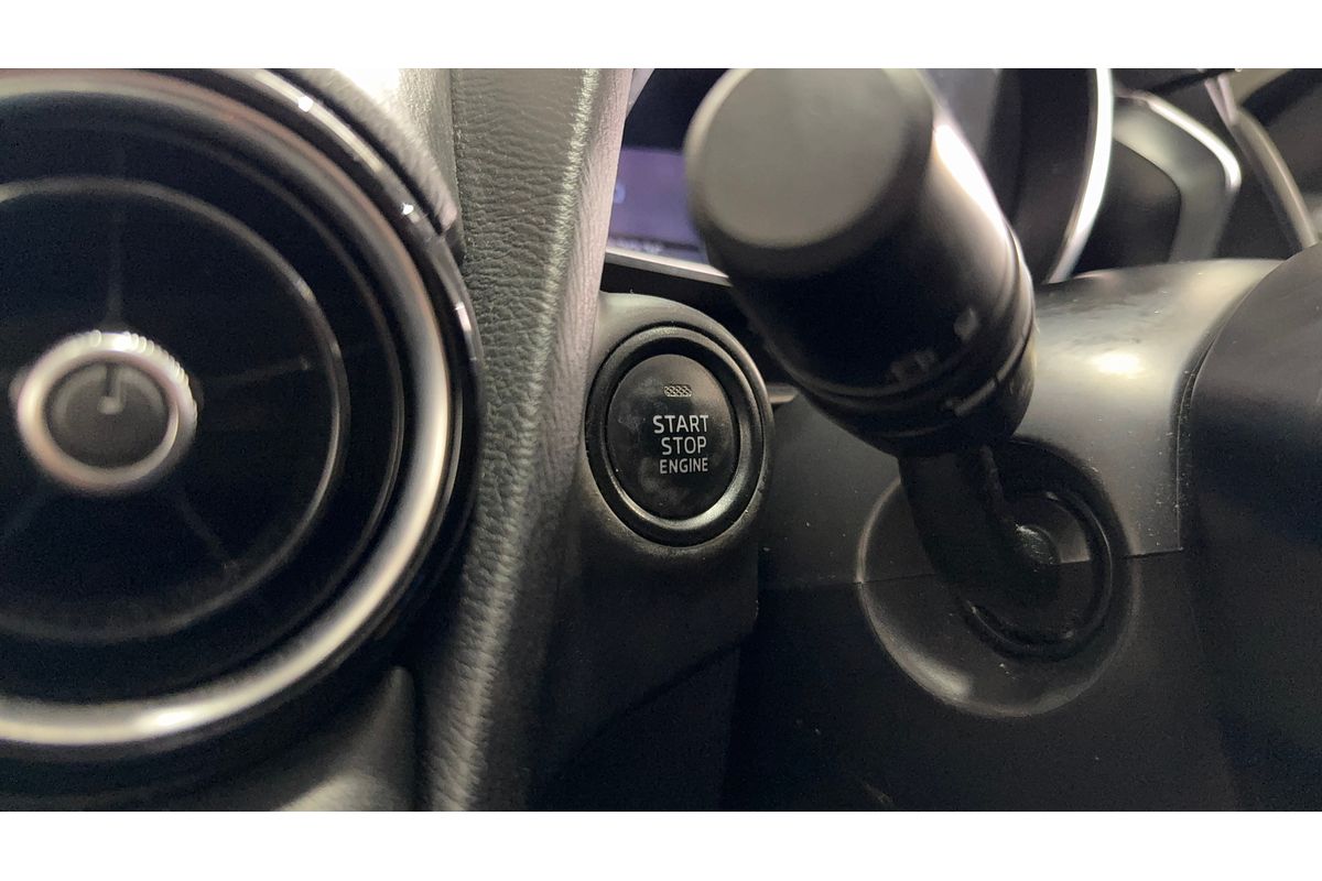 2015 Mazda 2 GENKI DJ