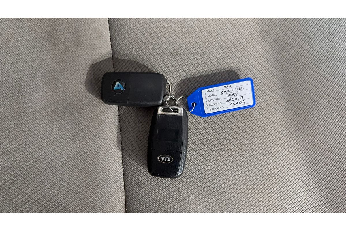 2016 Kia Carnival S YP MY16 UPDATE