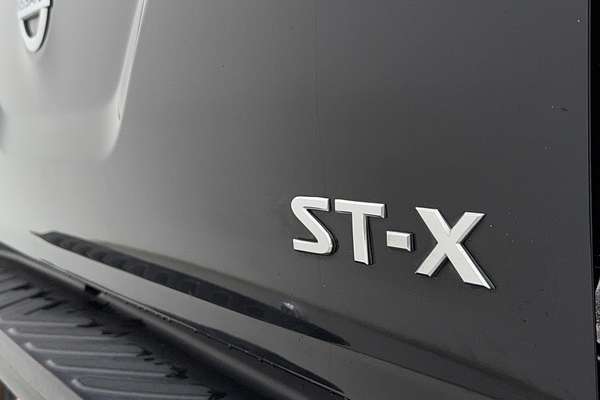 2017 Nissan Navara ST-X D23 Series 2 Rear Wheel Drive