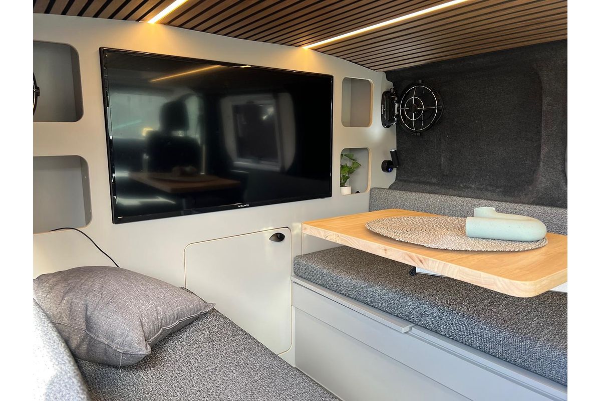 2025 Renault Trafic Premium, Road Yacht Free Camp