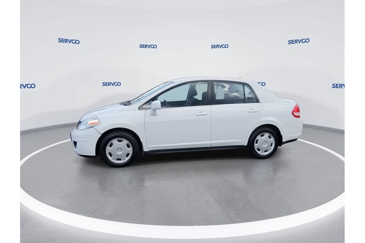 2007 Nissan Versa 1.8 S