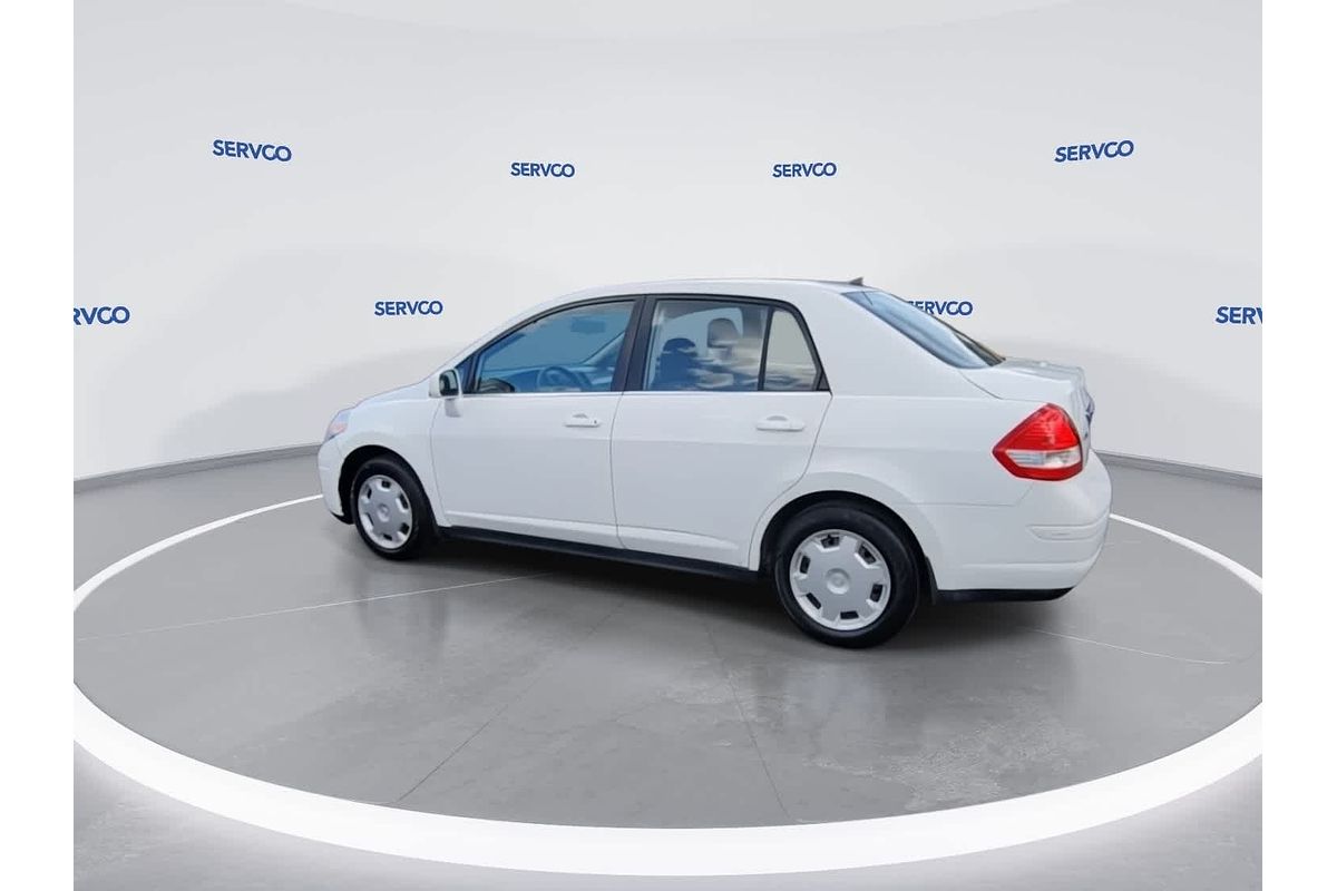 2007 Nissan Versa 1.8 S