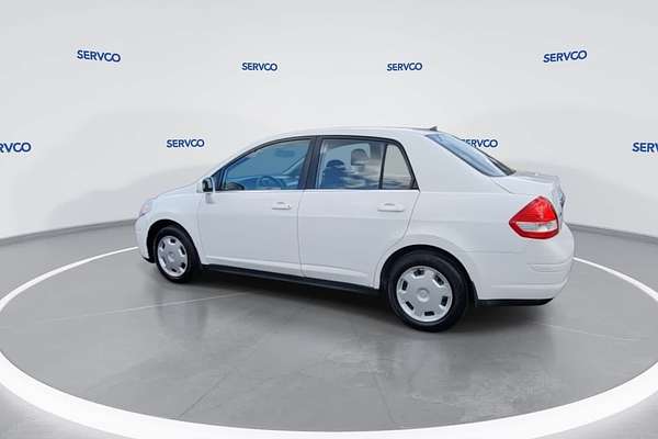 2007 Nissan Versa 1.8 S