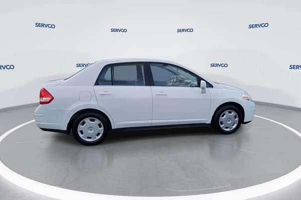 2007 Nissan Versa 1.8 S