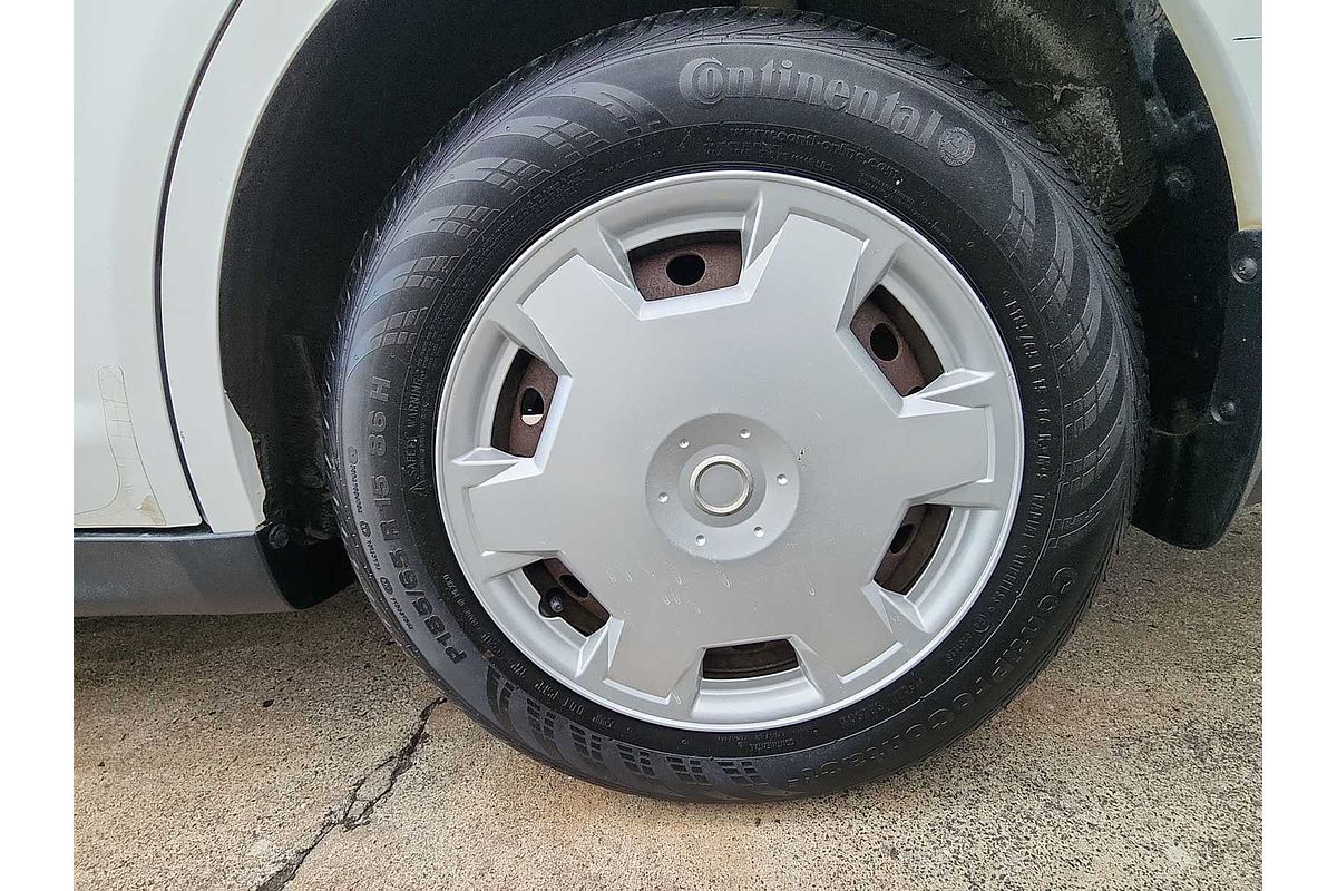 2007 Nissan Versa 1.8 S
